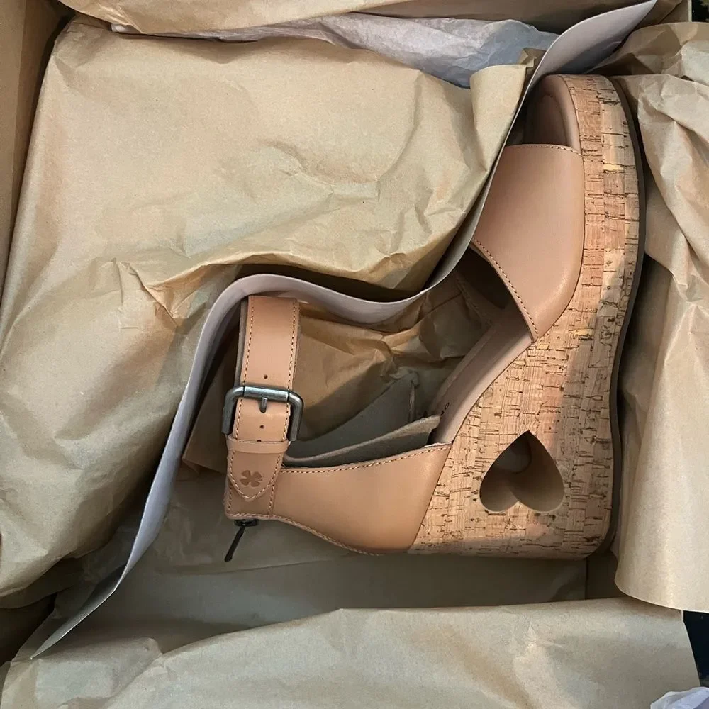 NWT LUCKY BRAND HIMMY PLATFORM HEART WEDGE‎ SANDALS WOMENS SIZE 10